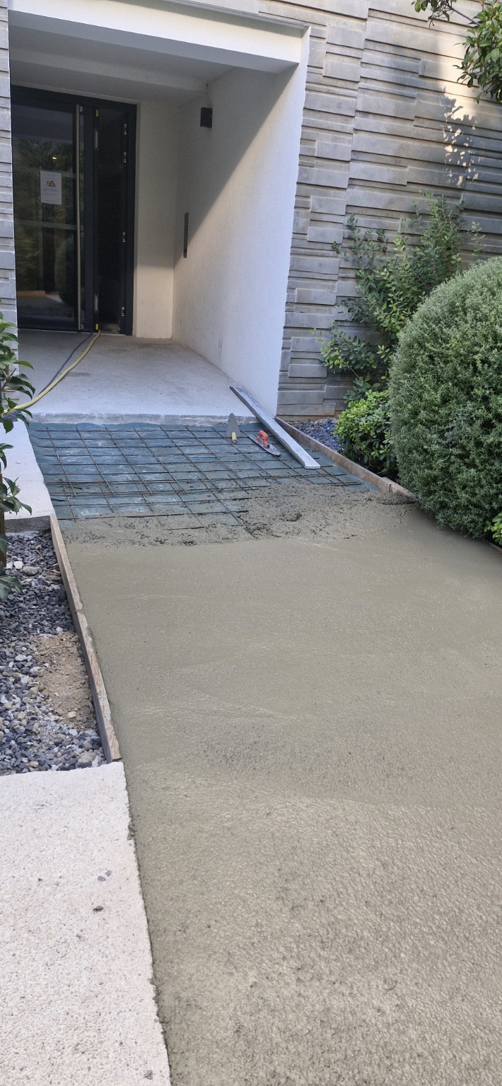 Ferraillage et coulage du nouveau béton
